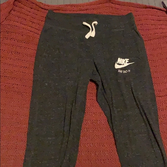 Nike SUPER comfy sweatpants - Picture 1 of 1